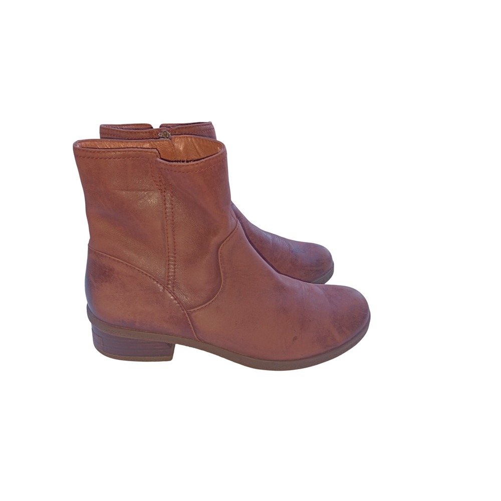 Distressed Dansko Red Leather Ankle Boots Size 41 Round Toe Low Block Heel Zip